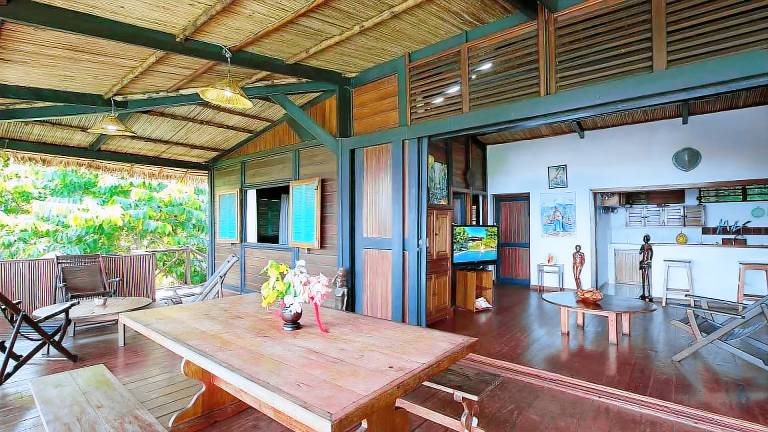 Beautiful villa with garden, BBQ & terrace | Pool view | Next to the beach | Perfect for remote work | Pet-friendly — photo 4