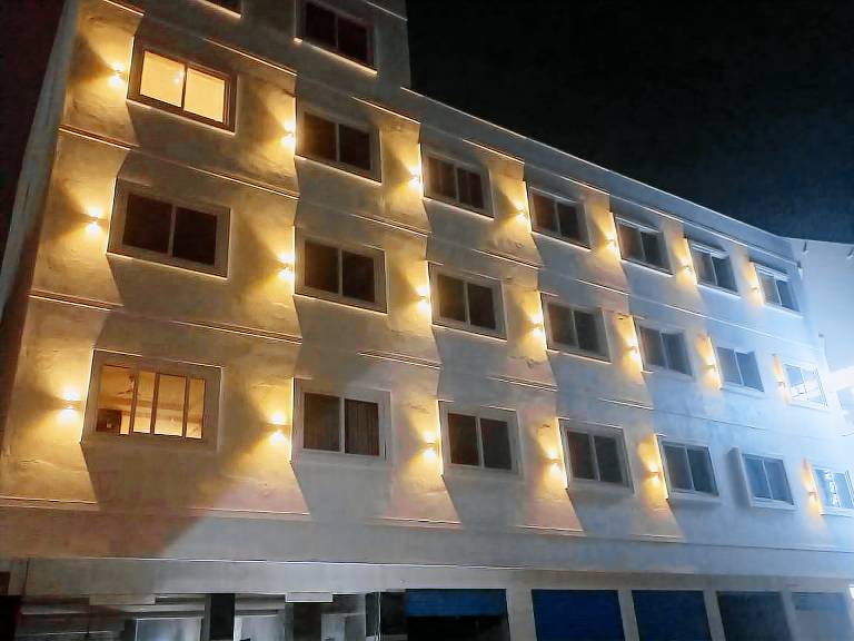 Hotel Sri Pranams Royal Grand