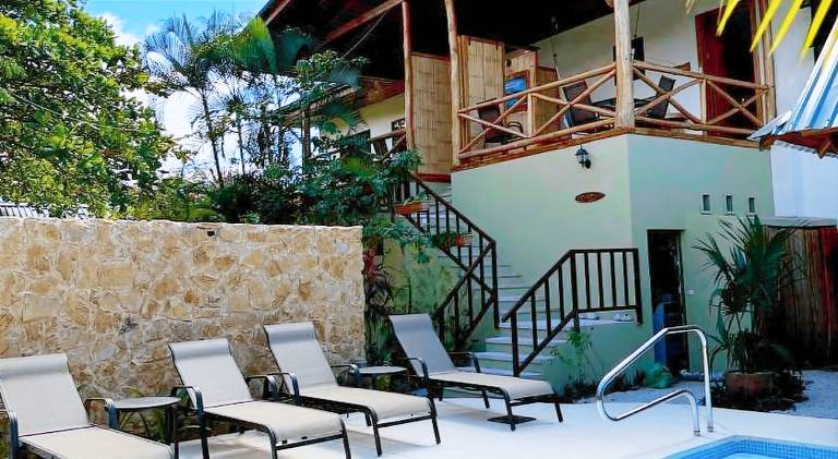 Villa with barbeque, pool & patio | Close to the beach | Perfect for remote work | Pets are welcome in Cóbano