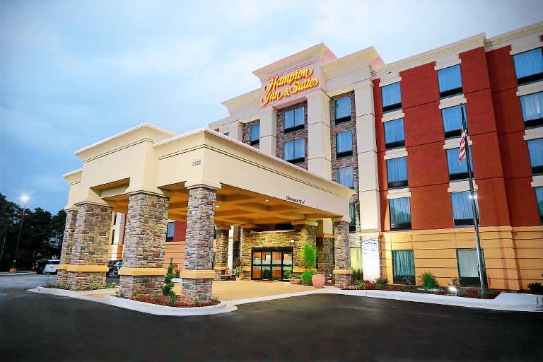 Hampton Inn & Suites Albany At Albany Mall