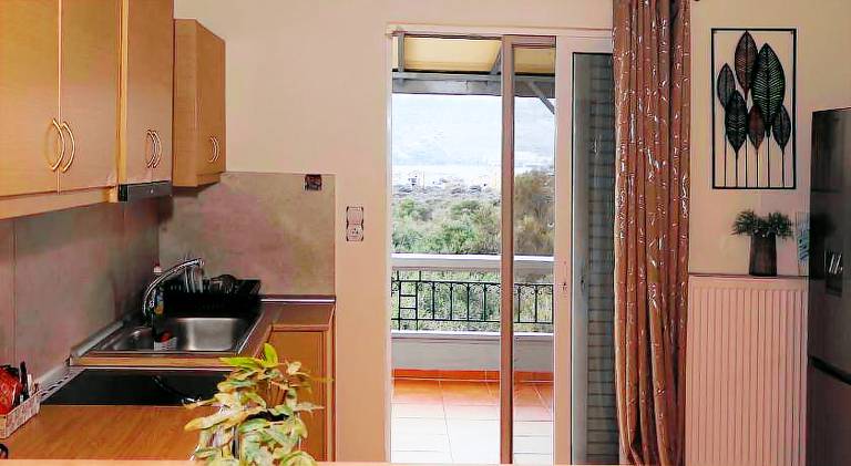 Rental apartment with patio & garden | Pet-friendly — photo 3