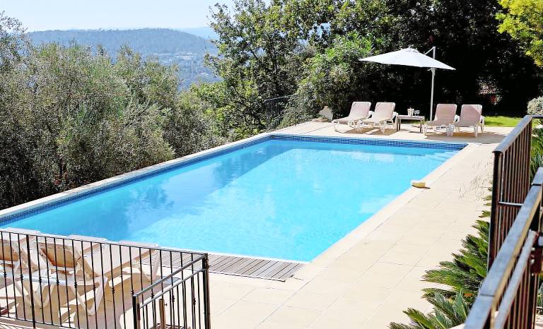Child-friendly villa with terrace, private pool & barbeque | Dogs allowed — photo 5