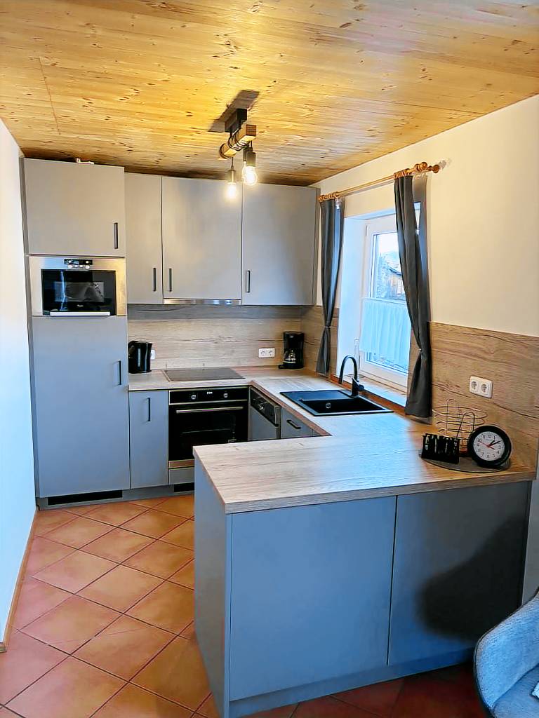 Chalet with sauna, garden & pool | Ski nearby | Pet-friendly — photo 3