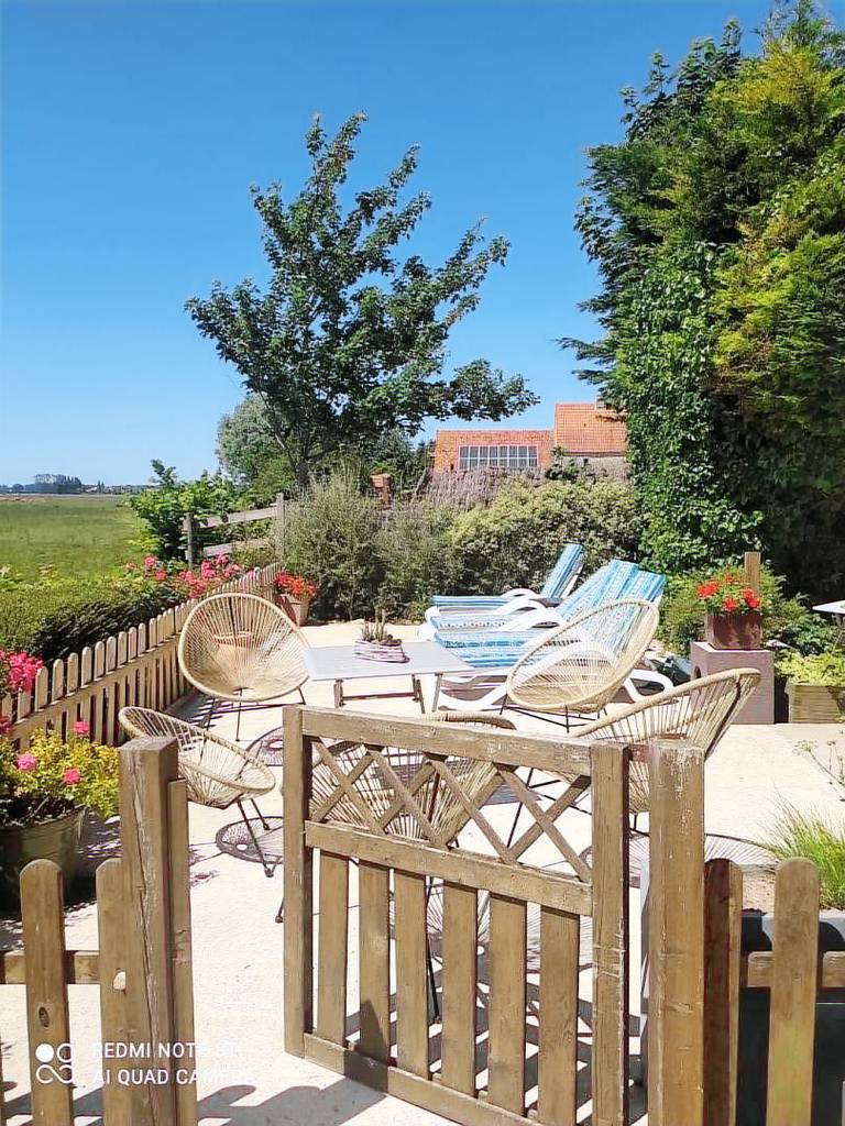 Gite with garden, patio & barbeque — photo 5