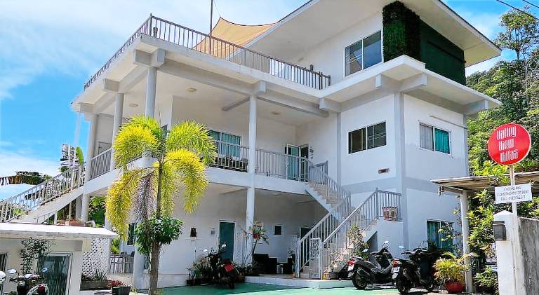 Nice holiday apartment with patio | Dogs allowed in Ko Chang