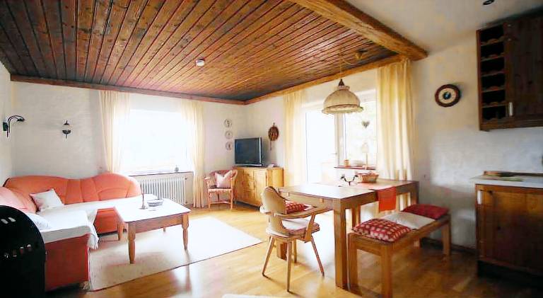 Apartment with garden, sauna & patio — photo 2
