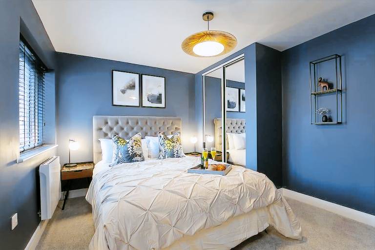 Apartment  Cheltenham