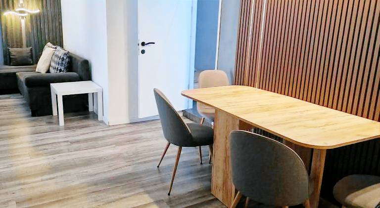 Serviced apartment with patio & garden in Predeal