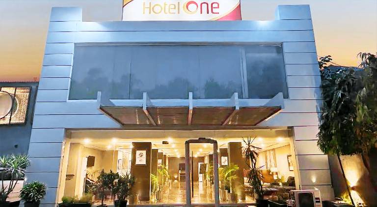 Hotel One The Mall Lahore — photo 2