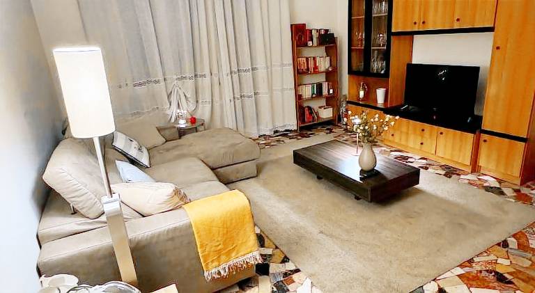 Rental apartment with terrace & yard — photo 2