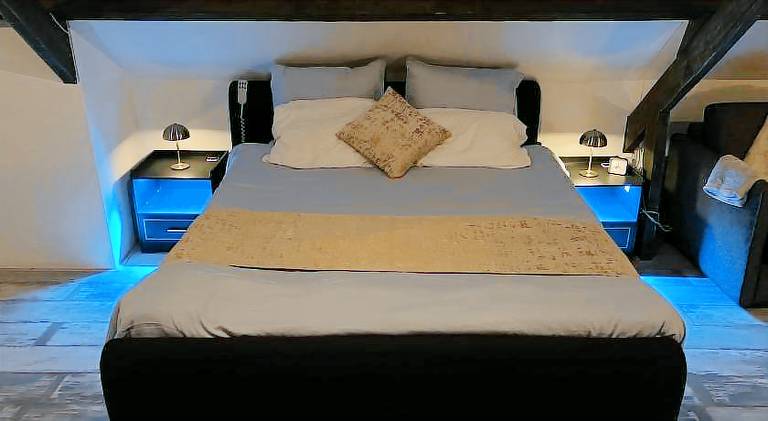 Villa with pool — photo 2