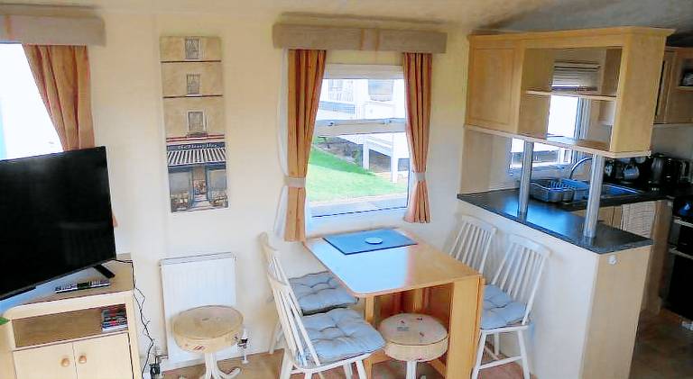House with 2 rooms for 6 persons — photo 4