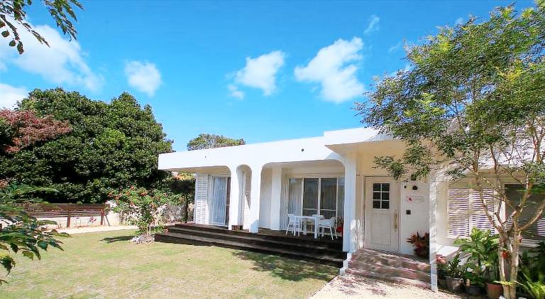 100 m&sup2; Villa