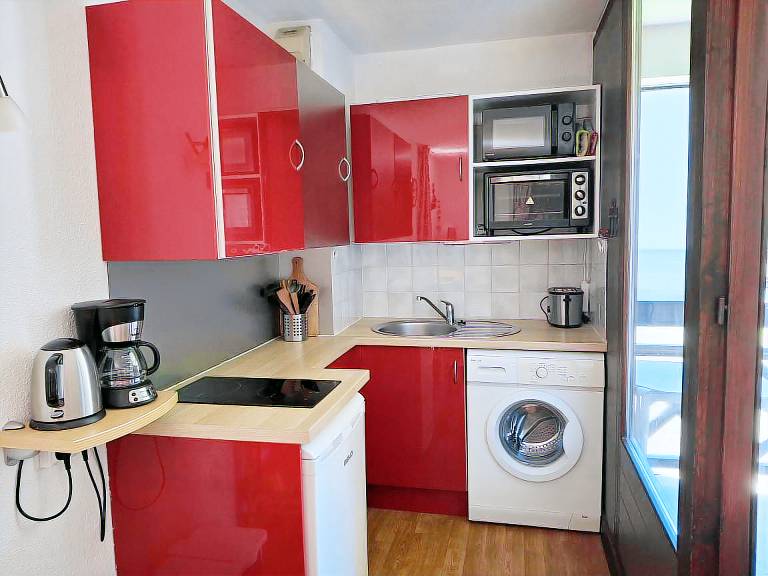 Studio with 1 room for 4 persons — photo 3