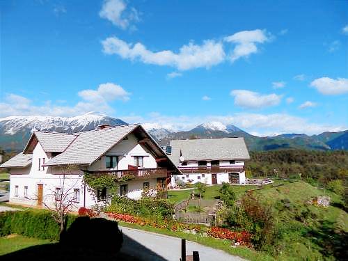 Apartma Doslovče
