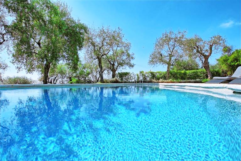 Villa with private pool, garden & barbeque — photo 3
