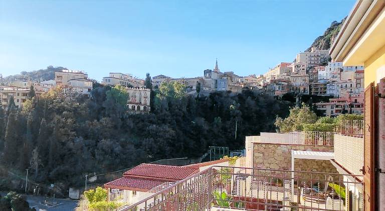 Rental apartment with 2 rooms for 2 persons — photo 2