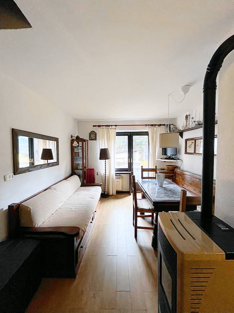 Rental apartment with garden & terrace | Garden view — photo 2