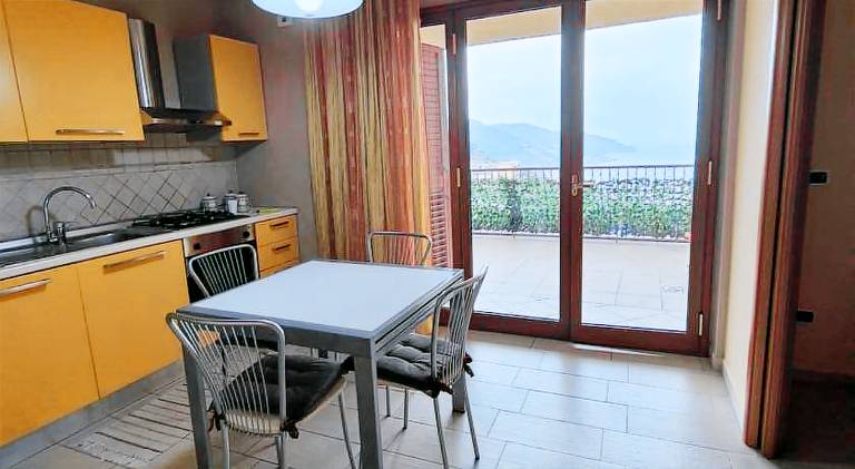 Apartment with 2 rooms for 3 persons — photo 2