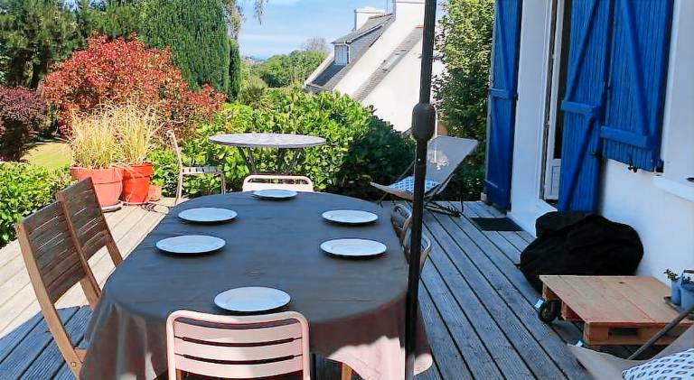 House with patio, BBQ & garden — photo 4