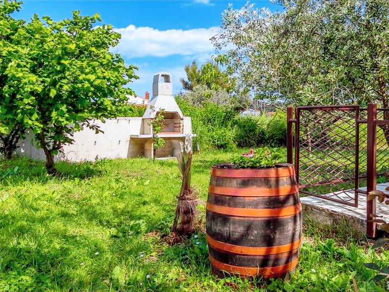 House with terrace & barbecue | Dogs allowed — photo 2