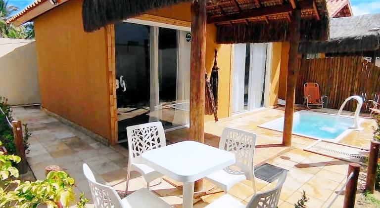 Pleasant house with pool, patio & garden | Pets are welcome in Maragogi