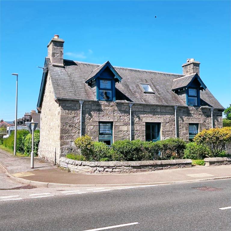 Apartment  Brora