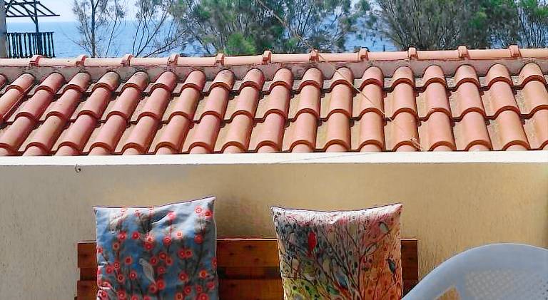 Rental apartment with patio — photo 5