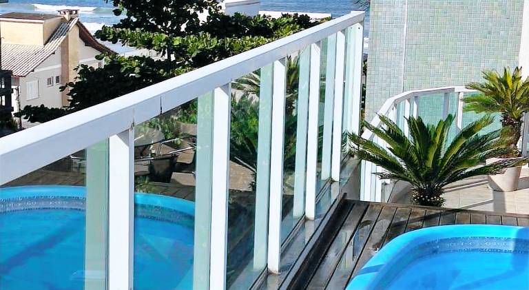 Holiday apartment with pool — photo 4