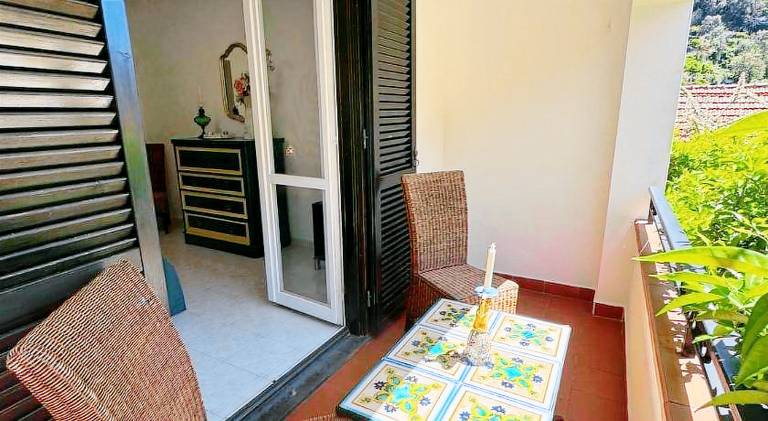 Jungle Rooms — photo 2