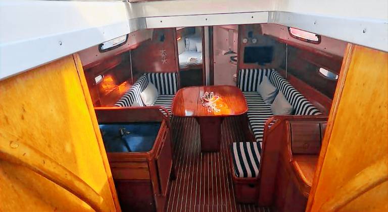 Boat with pool — photo 3
