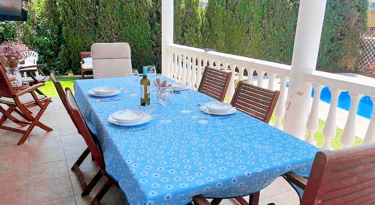 Family-friendly wonderful house with private pool, grill & patio | Close to the beach | Suitable for remote work | Pets are welcome — photo 4