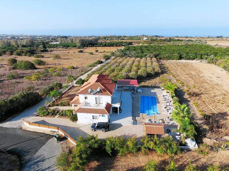 House  Tsada