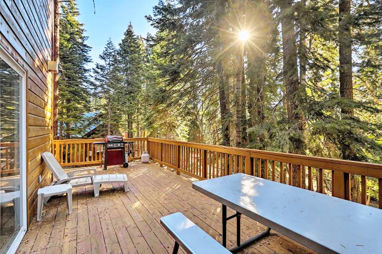 Carnelian Bay Home w/ Hot Tub Near Tahoe Skiing — photo 3