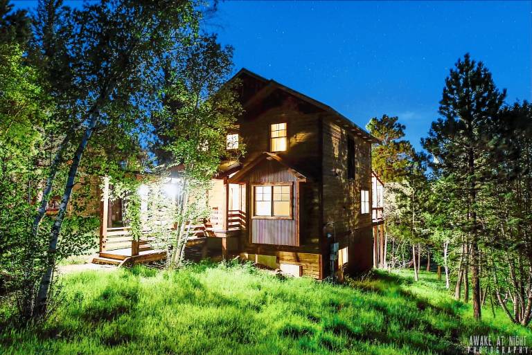 Cabin Lead