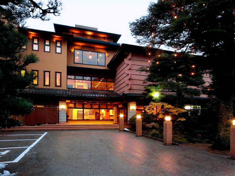 Ryokan Sanrakuen