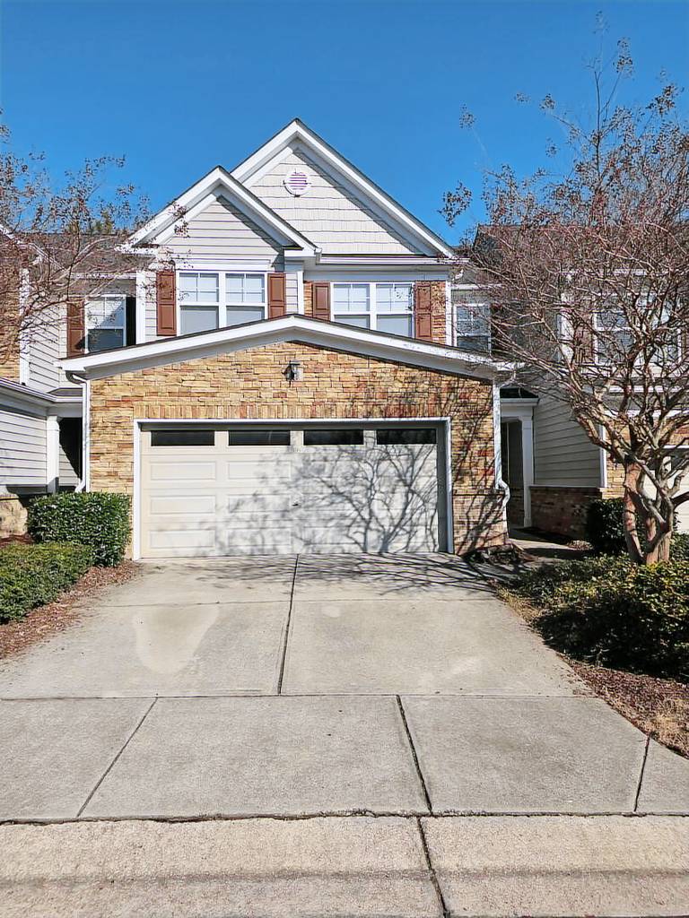 Family-oriented apartment with pool | Pets allowed — photo 3