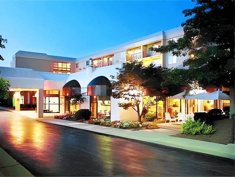 Radisson Hotel Akron - Fairlawn in Akron, OH