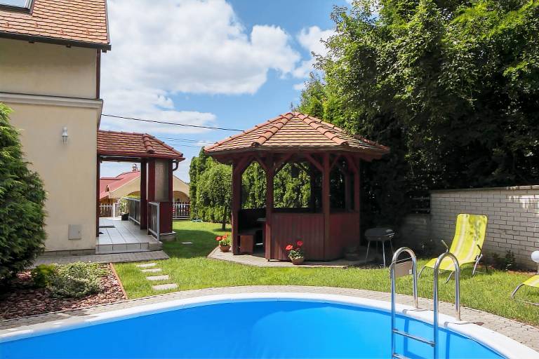 Holiday home with heated outdoor pool, air conditioning, panorama of Lake Balaton — photo 5