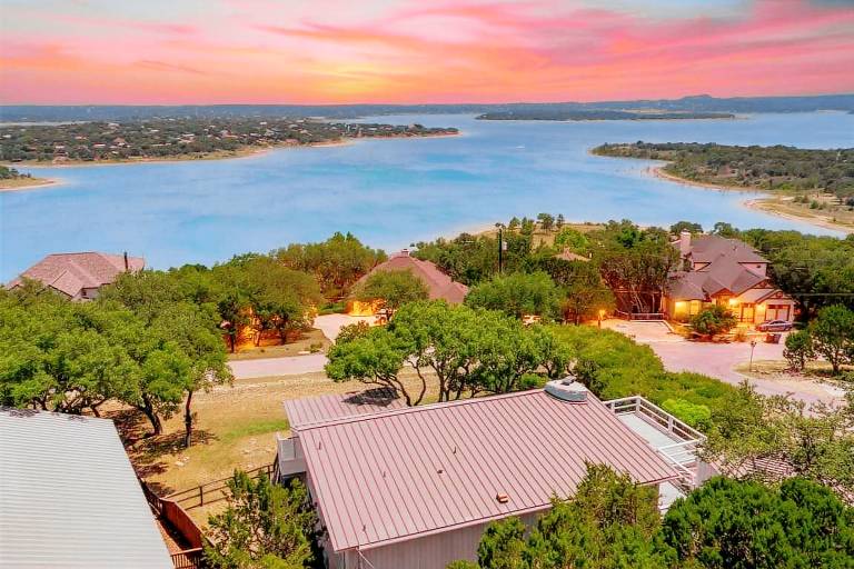 4 2 wow 180 lake views hot tub pickleball tennis POA court EV charger wheelchair ramp POA Pool in Canyon, TX