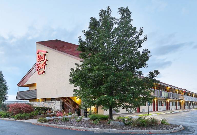 Red Roof Inn Lansing West - MSU — photo 2