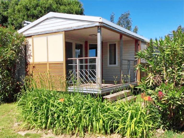 Family-friendly mobile home with terrace & pool | Beach nearby | Dogs allowed — photo 4