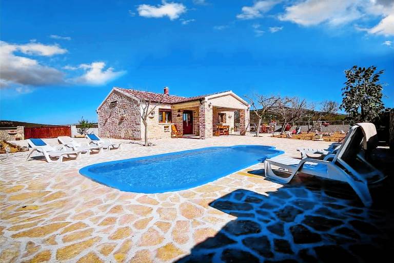 Villa Callista with Pool