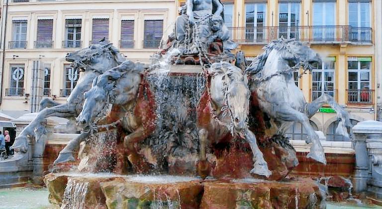 Pleasant holiday apartment | Near Lyon Cathedral | Dogs allowed — photo 5