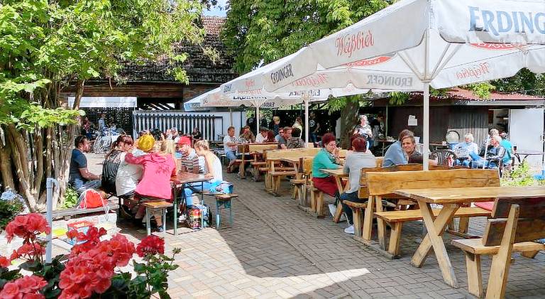 Pension Unter der 250 jahrigen Eiche - Lehde Zentrum — photo 4
