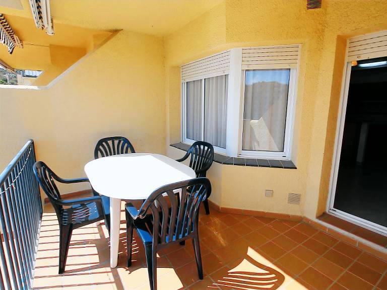 Rental apartment with 1 room for 4 persons — photo 3