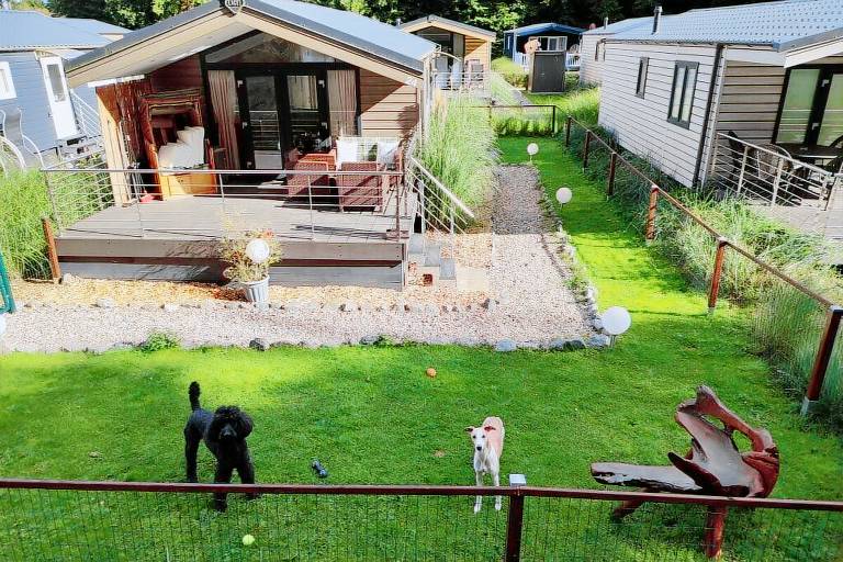 Vacation home with barbeque & terrace — photo 3