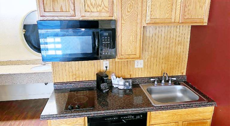 Red Roof Inn Parkersburg — photo 4