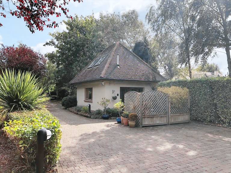 Lodge  Malahide