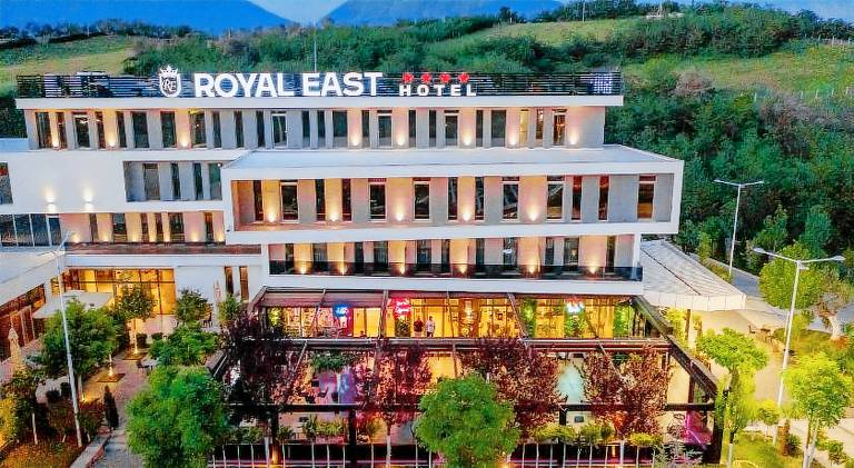 Royal East Resort